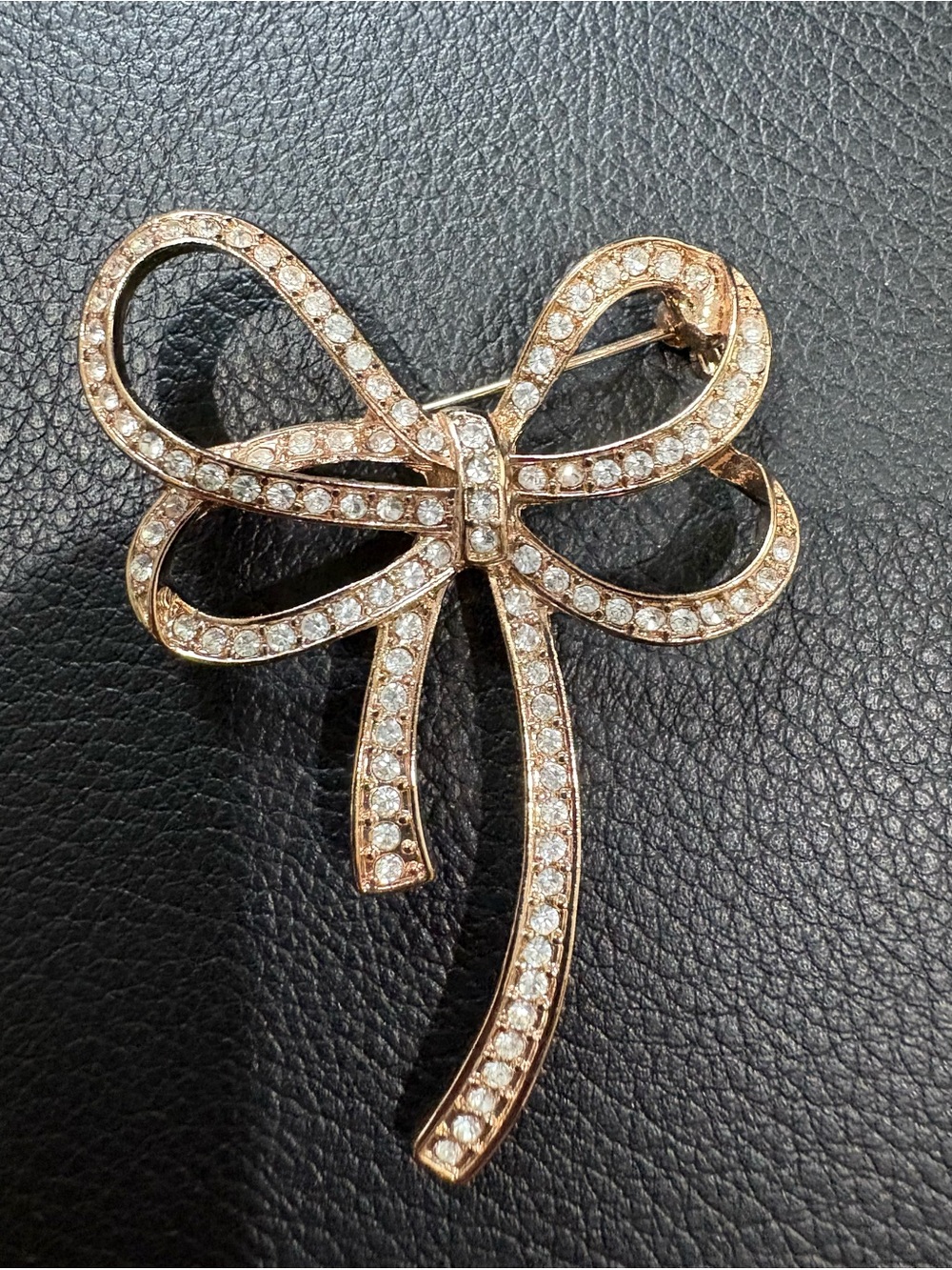 Rhinestone Bow Pin Brooch - Gold Tone